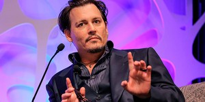 Джонни Деппу опять платят больше, чем надо