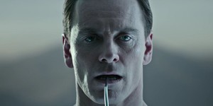 Китайские цензоры вырезали гей-поцелуй из фильма «Чужой: Завет»