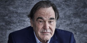 Оливер Стоун отрицает обвинения в сексуальных домогательствах