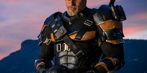 Первое фото: Джо Манганьелло в образе врага Лиги справедливости