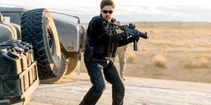 Бенисио Дель Торо защищает дочь наркобарона в новом трейлере «Солдадо» Бенисио Дель Торо защищает дочь наркобарона в новом трейлере «Солдадо»