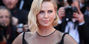 Шарлиз Терон присоединилась к «Семейке Аддамсов» Шарлиз Терон присоединилась к «Семейке Аддамсов»