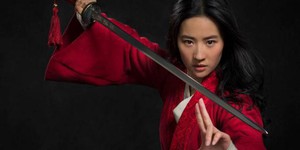 Первое фото: новая диснеевская «Мулан»