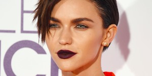 Первое фото: Руби Роуз в образе Бэтвумен Первое фото: Руби Роуз в образе Бэтвумен