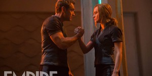 Джуд Лоу на эксклюзивном кадре из «Капитана Марвел» Джуд Лоу на эксклюзивном кадре из «Капитана Марвел»