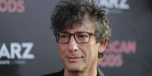 Нил Гейман готовит ремейк сериала «Сказочник» Нил Гейман готовит ремейк сериала «Сказочник»
