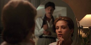 Триллер с Джулией Робертс «В постели с врагом» получит ремейк Триллер с Джулией Робертс «В постели с врагом» получит ремейк