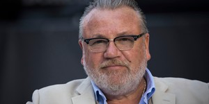 Рэй Уинстон присоединился к экранизации комикса «Черная вдова»