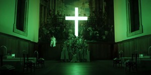 Сериал «Новый Папа» вызвал скандал в Венеции Сериал «Новый Папа» вызвал скандал в Венеции