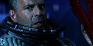 Брюс Уиллис сыграет в космическом экшене Брюс Уиллис сыграет в космическом экшене