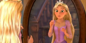 Disney готовит игровой ремейк мультфильма «Рапунцель» Disney готовит игровой ремейк мультфильма «Рапунцель»