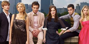 Новая «Сплетница» отложена из-за коронавируса