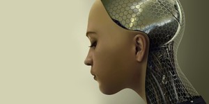 Режиссер «Из машины» и «Аннигиляции» готовит хоррор