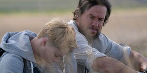 Трейлер глубокого фильма "Джо Белл" с Марком Уолбергом о борьбе с гомофобией и буллингом.