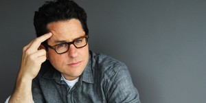 Джей Джей Абрамс намерен доказать существование НЛО в документальном фильме.