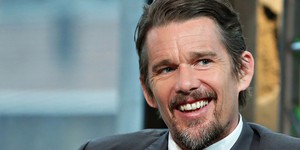 Итан Хоук присоединился к сиквелу «Достать ножи»