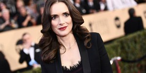 Вайнона Райдер из "Черного лебедя" в "Корову"