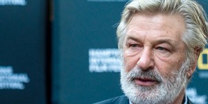 Алек Болдуин уходит из кино из-за убийства оператора на съемках