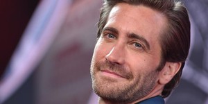 Джейк Джилленхол сыграет в ремейке боевика «Дом у дороги»