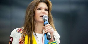 Певица Руслана выпустила к Рождеству музыкальный фильм с колядками