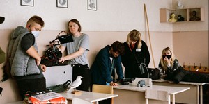 Завершены съемки украинского фильма "Когда нам было 15" о подростках 90-х