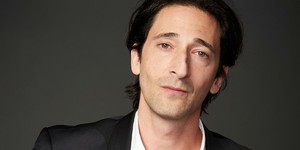 Звезда "Пианиста" присоединился к Крису Эвансу и Ане де Армас в романтическом экшне от Apple