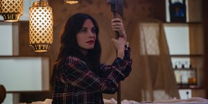 Жахливо-комедійний серіал з Кортні Кокс - "Shining Vale", скасовано після провалу другого сезону на Starz