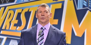 Вінс МакМаон відступив від посади в компанії WWE та UFC після звинувачень у зґвалтуванні та секс-торгівлі