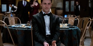 Зірка серіалу "13 причин чому" Ділан Міннетт, вирішив тимчасово залишити акторську діяльність, щоб присвятити себе своїй музичній групі Wallows