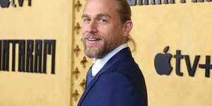 Зірка фільму "Король Артур: Легенда меча", Чарлі Ганнем, очолить серіал "Кримінальний" за мотивами графічної новели Еда Брубейкера на Prime Video