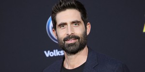 Релігійний гумор та медичні безладдя: Стівен Шнайдер приєднується до комедійного серіалу NBC "St. Denis Medical"