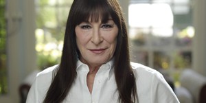 Володарка "Оскара" Анджеліка Г'юстон приєдналася до зйомок нової адаптації Агати Крісті від BBC