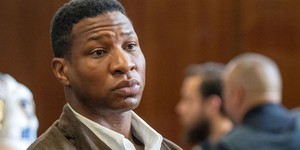 Після гучного скандалу, засуджений актор, Джонатан Мейджорс, отримає престижну нагороду на голлівудській церемонії