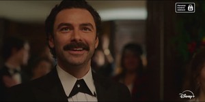 Disney+ представив захоплюючий трейлер адаптації роману Джіллі Купер "Rivals"