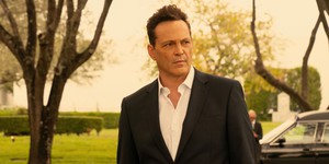 Вінс Вон, вуду та кримінальні загадки Флориди в новому трейлері серіалу "Bad Monkey"