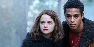 Футуристичний світ Вестерфельда у першому трейлері драми "Uglies" з Джої Кінг та Чейзом Стоксом Футуристичний світ Вестерфельда у першому трейлері драми "Uglies" з Джої Кінг та Чейзом Стоксом