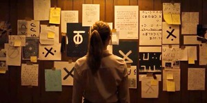 Горор "Longlegs" від Осгуда Перкінса підкорює світ та стає найкасовішим незалежним кіно року