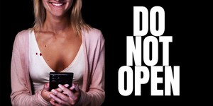 Психологічний трилер "Не відкривай" досліджує темну сторону технологічної залежності у новому трейлері Психологічний трилер "Не відкривай" досліджує темну сторону технологічної залежності у новому трейлері