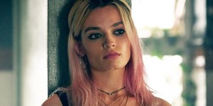 Зірка серіалу "Сексуальна освіта", Емма Макі, приєднується до нового таємничого проєкту Дж. Дж. Абрамса