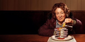 Prime Video скасовує комедійний серіал "Липучка" після першого сезону